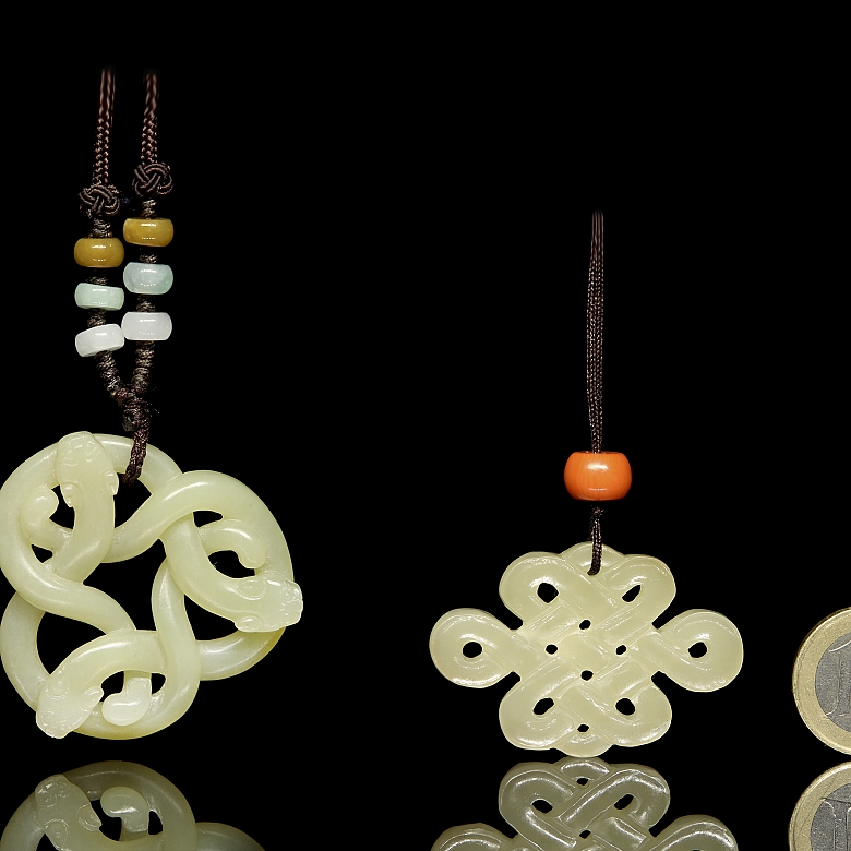 Two carved jade pendants, 20th century - 5