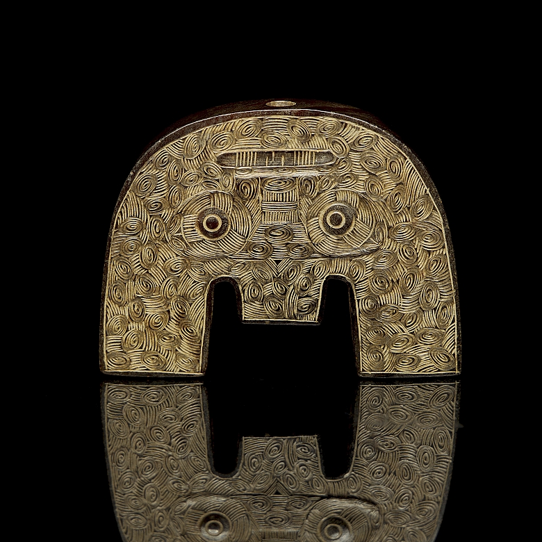 Carved jade amulet ‘Sun God’, Liangzhu culture