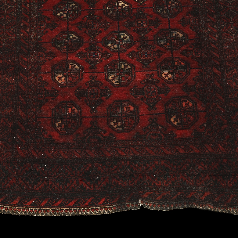 Alfombra estilo Ersari con figuras antropomorfas, s.XX