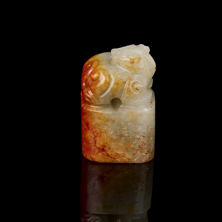 Hetian jade seal ‘Archaic Dragon’, Qing dynasty