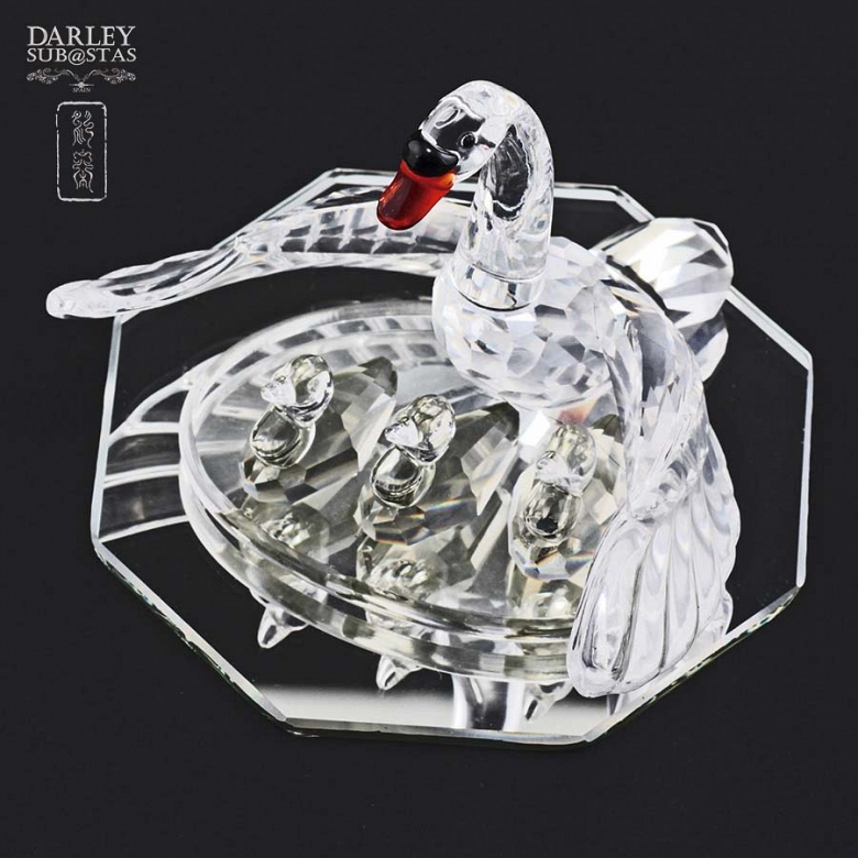 Cisne con tres crias de Swarovski