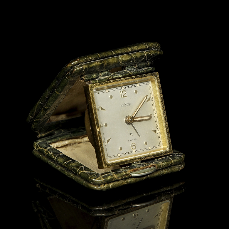 Angelus 旅行闹钟，瑞士制造。