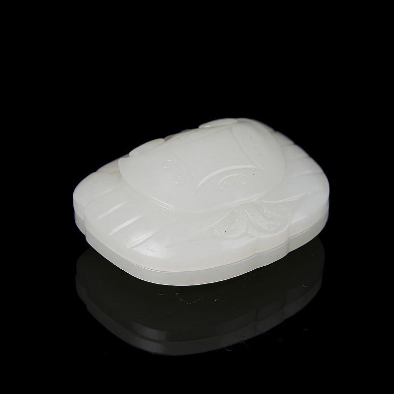 Hetian jade box ‘Crab’ Qing dynasty