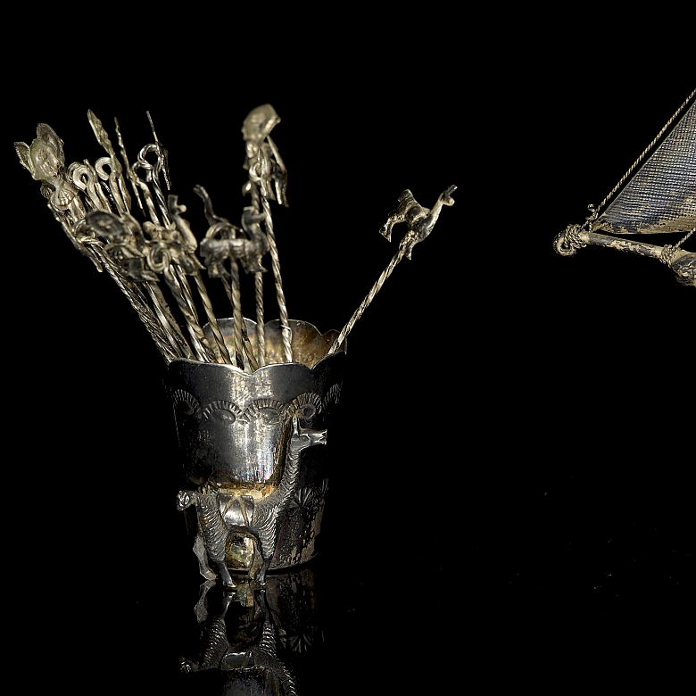 Pareja de piezas de plata, s.XX