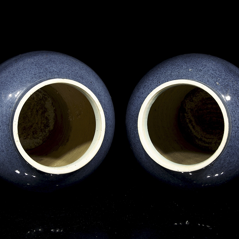 Pareja de tibores de porcelana vidriada, s.XX