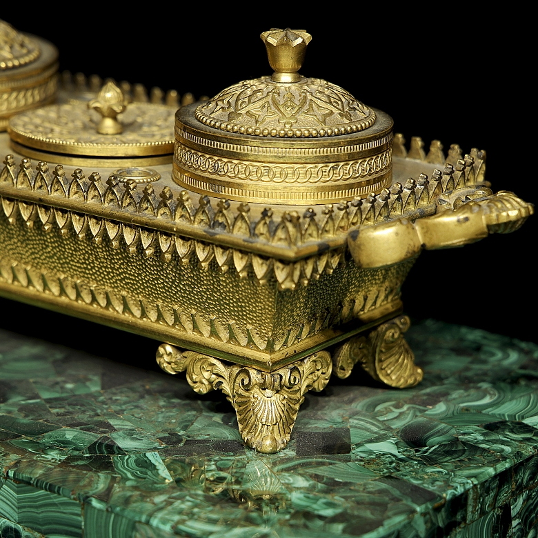 Louis XIV style scribe's desk on malachite, 19th century - 3