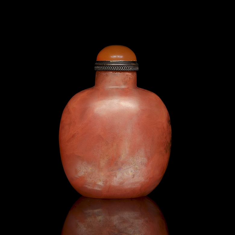 Red quartz snuff bottle, Qing dynasty - 2