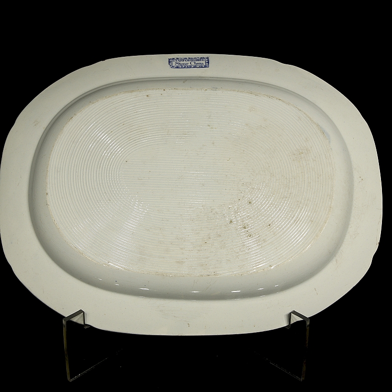 柳树纹托盘，石质瓷器，斯塔福德郡，十九世纪