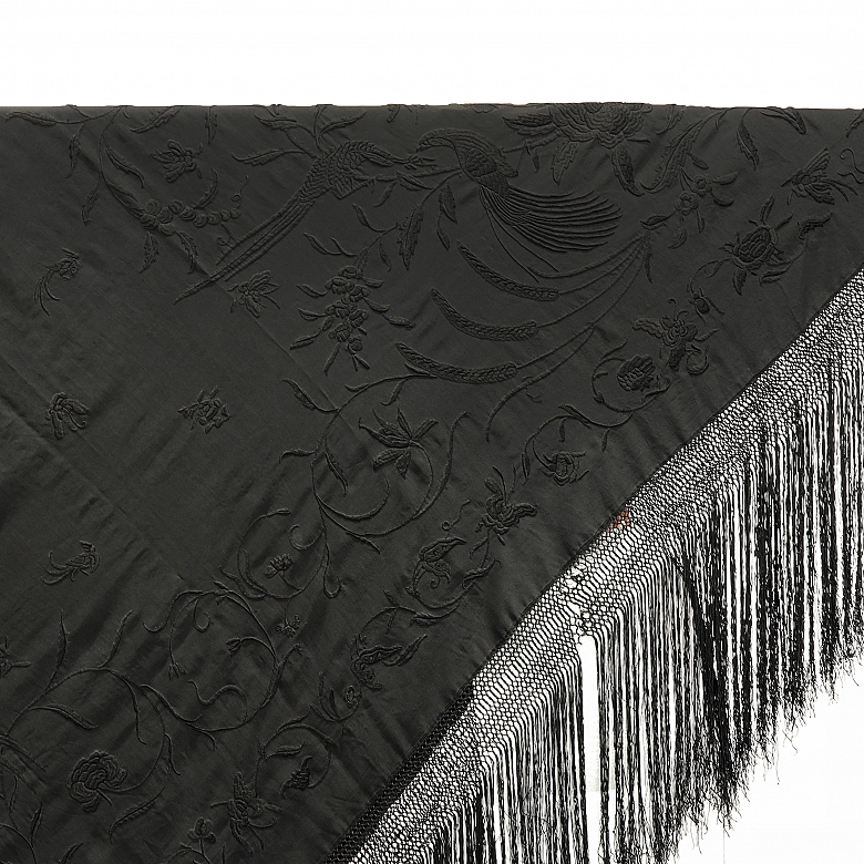 Mantón de manila negro, s.XX