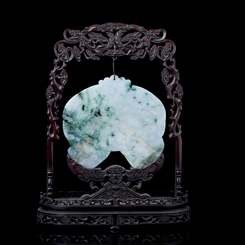 Panel de madera y jadeíta 