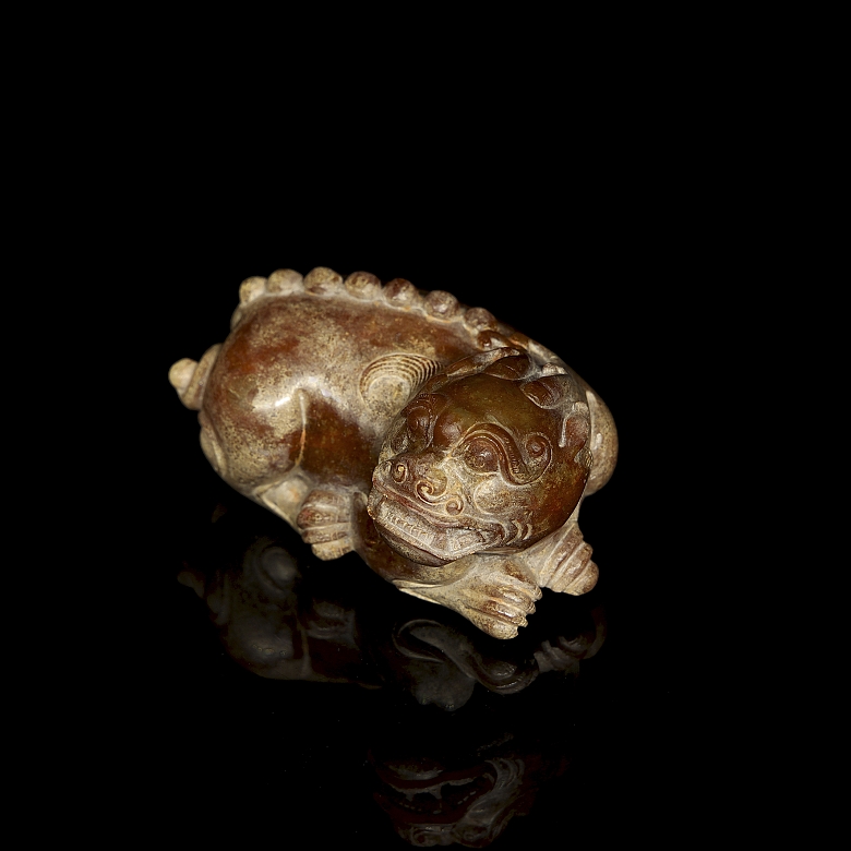 Figura de jade amarillo