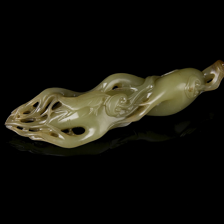 Figura de jade amarillo 