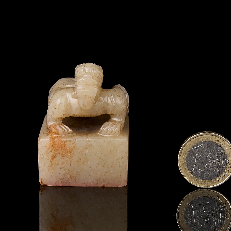 Hetian jade seal ‘Dragon’, Qing dynasty