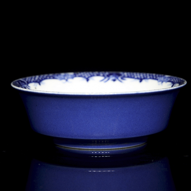 Enamelled porcelain plate ‘Birds among flowers’, with Xuantong seal - 2