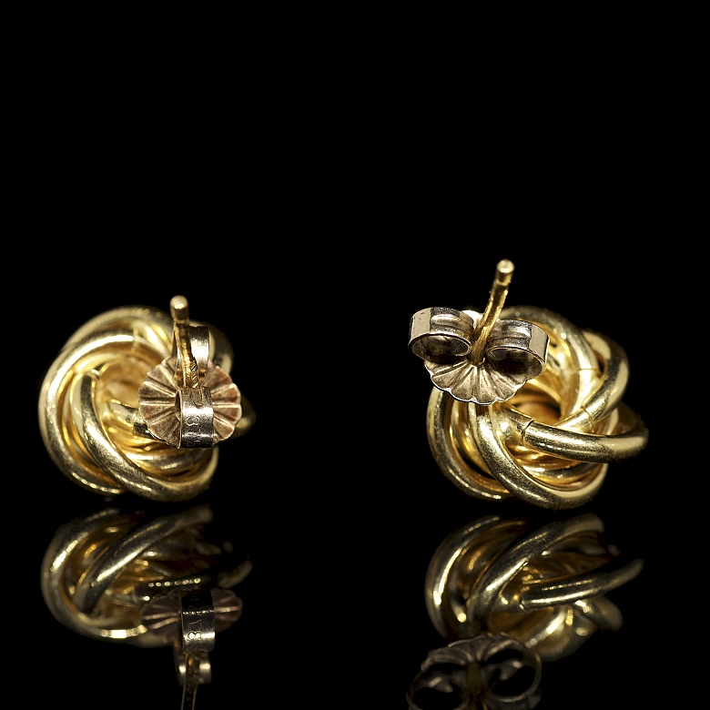 Pendientes de oro amarillo de 18 kt con perlas