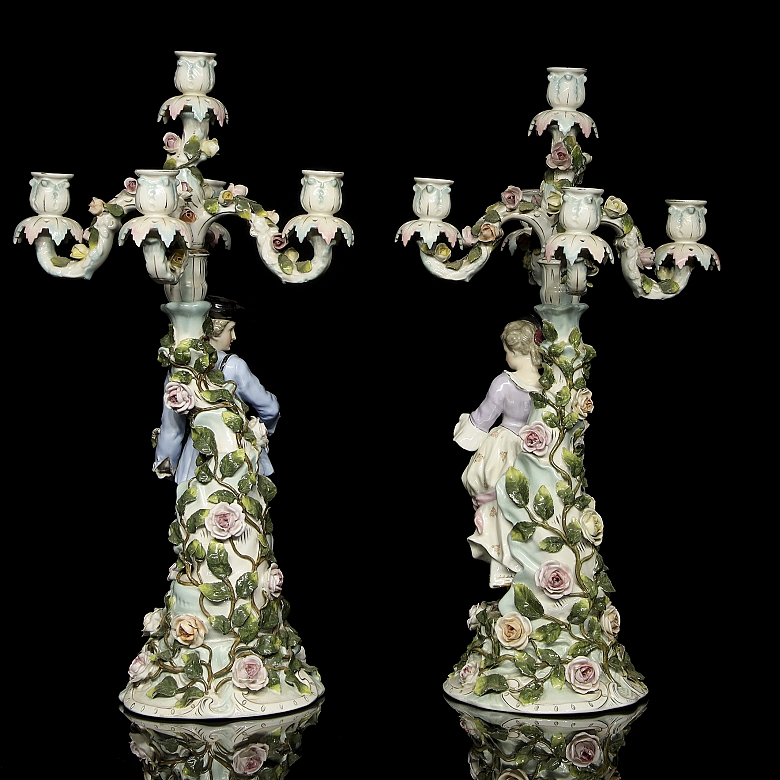 Alfred Voigt, Sitzendorf (1887-1900), Pair of Candlesticks, 19th century - 2