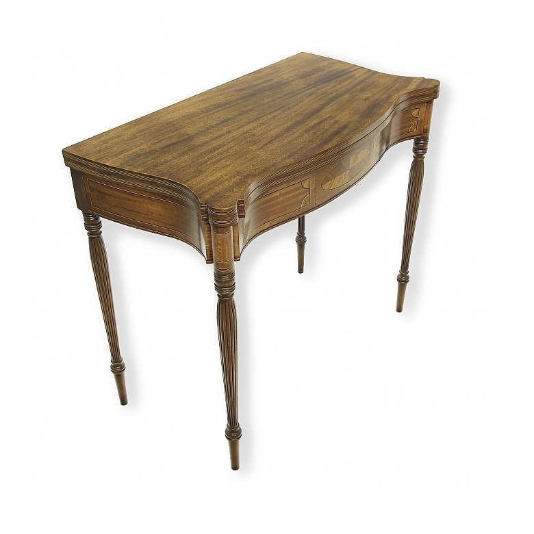 Mesa de juego con incrustaciones estilo Sheraton, EEUU, s.XIX-XX