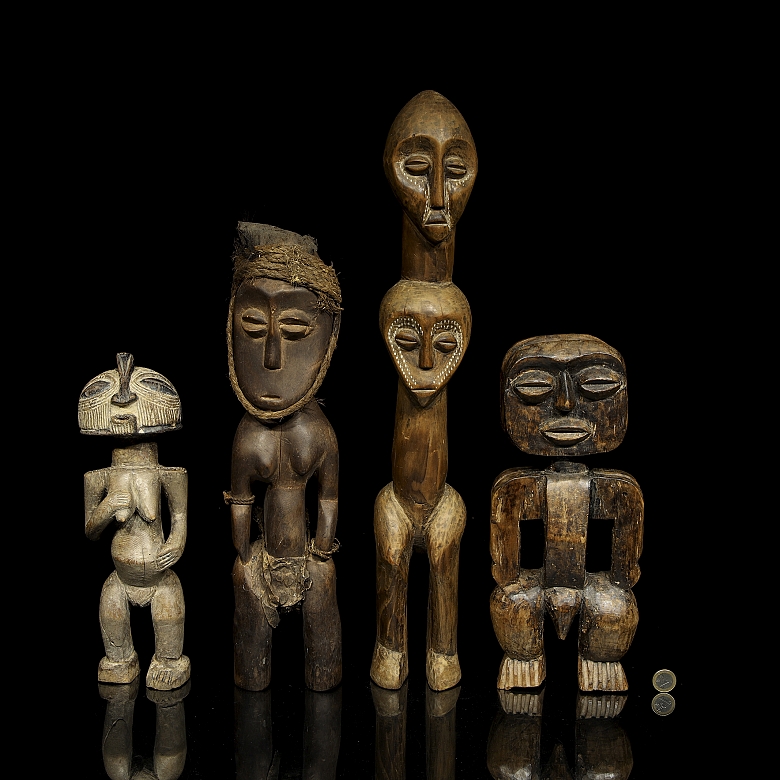 Conjunto de cuatro figuras rituales, Congo y África Central, s.XX