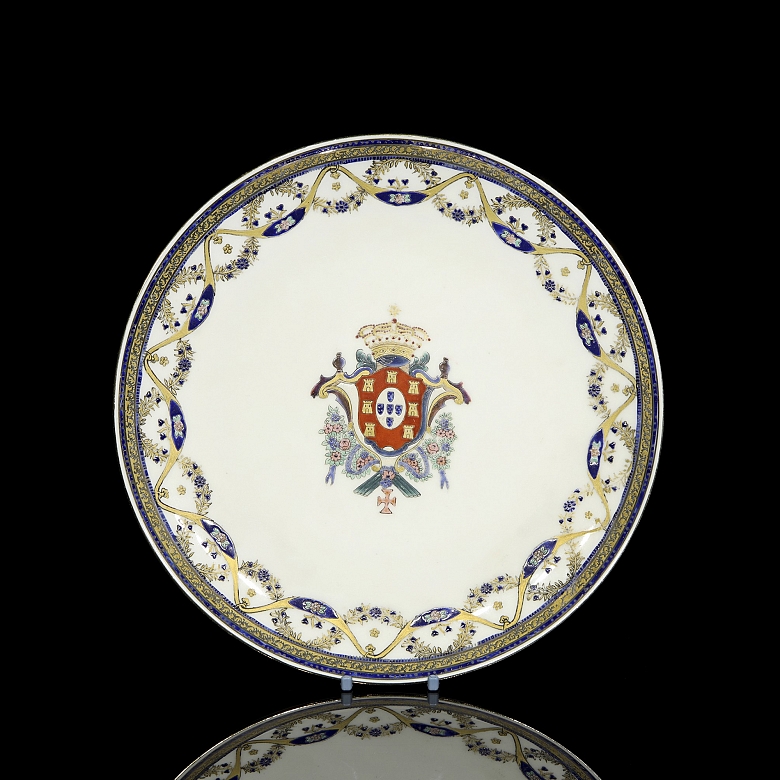 Plato de porcelana