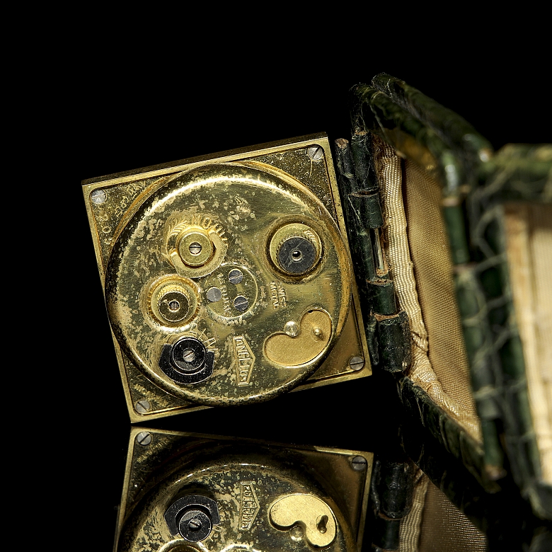 Angelus 旅行闹钟，瑞士制造。