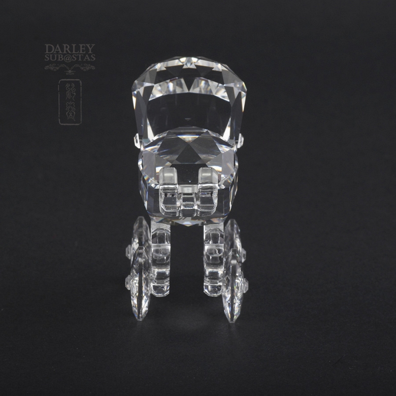 Dos piezas en cristal de Swarovski, carrito bebe, y tarta - 1