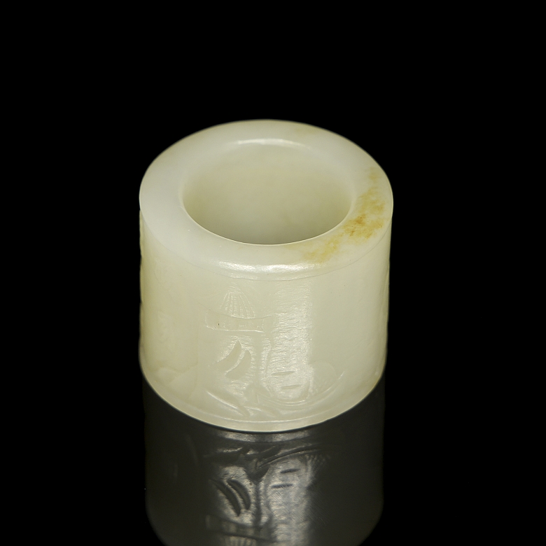 Carved jade archer's ring, ‘Port,’ Qing dynasty