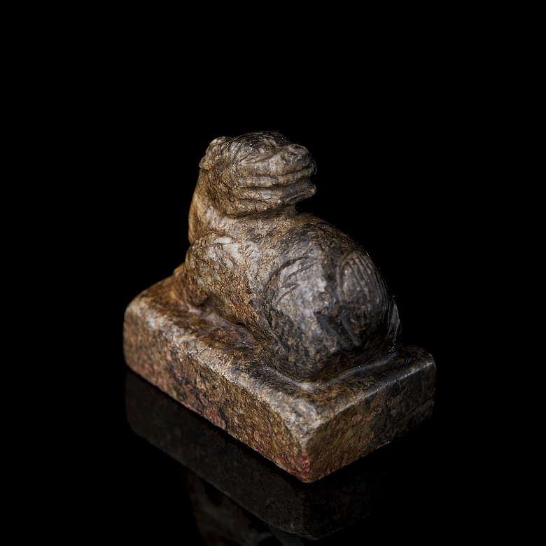 Carved jade seal ‘Mythical Animal’, Ming dynasty