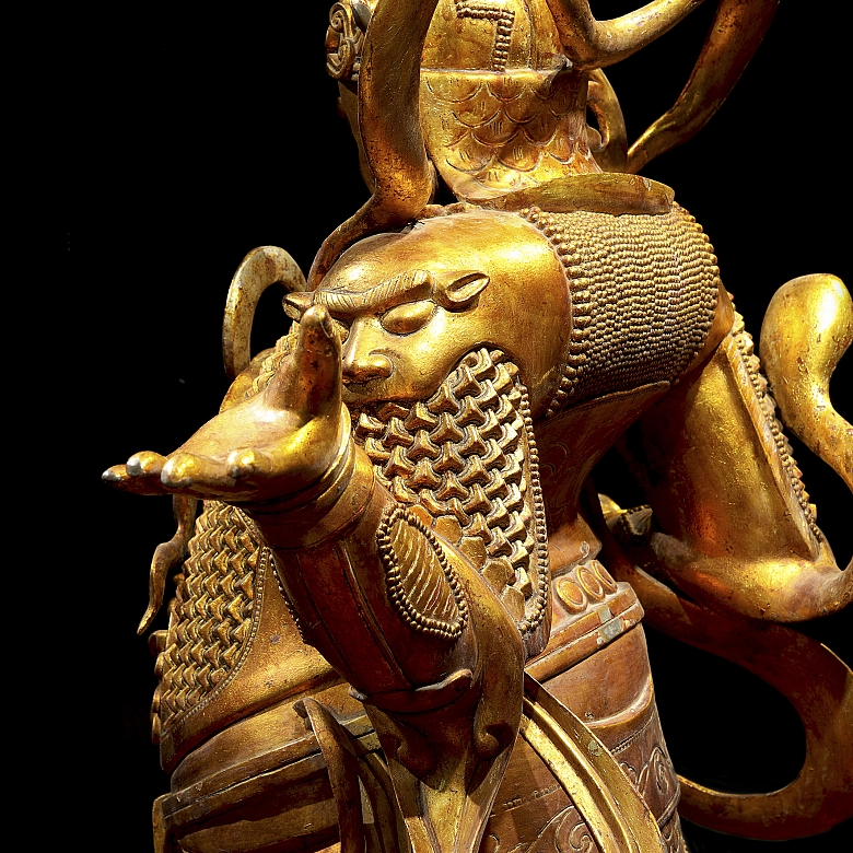 Magnificent bronze figure of ‘Guăng Mù Tiān wáng, Heavenly King’, Ming dynasty