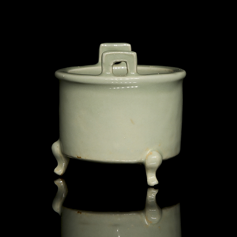 Celadon porcelain censer, Ding style, Qing dynasty - 2