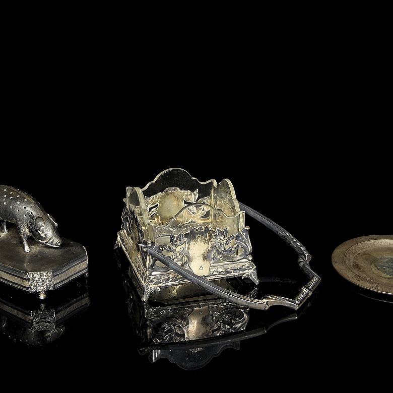 Set of three silver objects, 20th century
