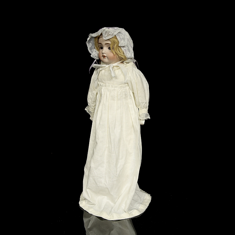 Muñeca de porcelana con cuerpo de piel J.D. Kestner, Alemania, c. 1895-1905