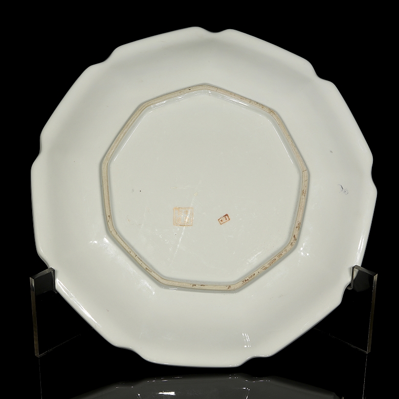 Plato de porcelana