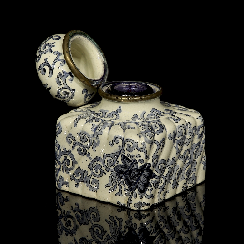 Tintero de porcelana esmaltada, s.XIX
