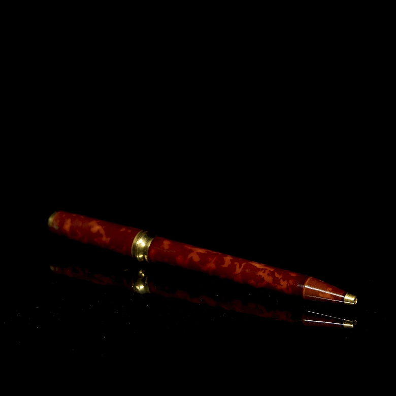 Bolígrafo S.T Dupont Laca China, s.XX - 2