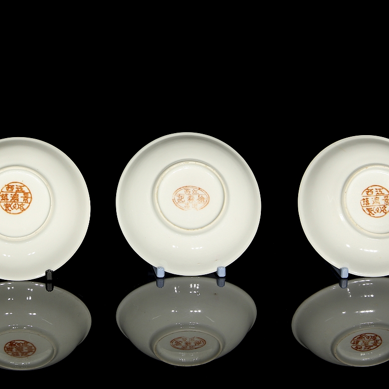 Seis platos de porcelana policromada, s.XX