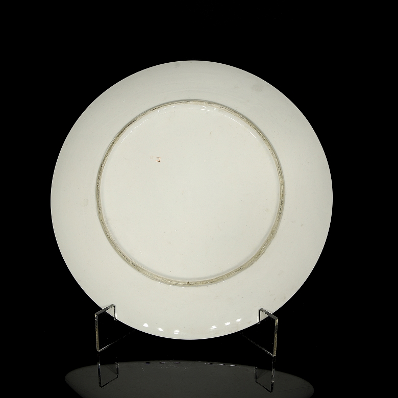 Plato de porcelana