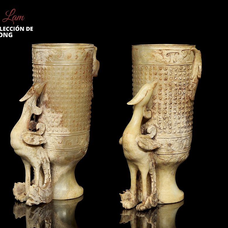 Copas rituales de jade blanco tallado 