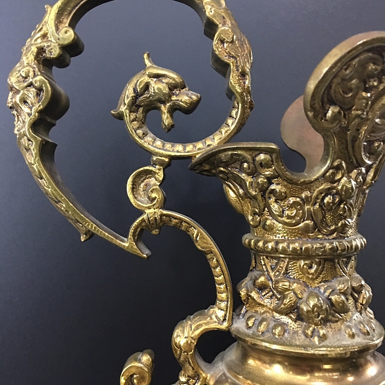 美丽的青铜双耳瓶 - 10