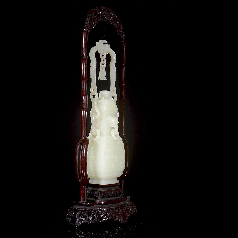 Jarrón colgante de jade blanco de Hetian, dinastía Qing