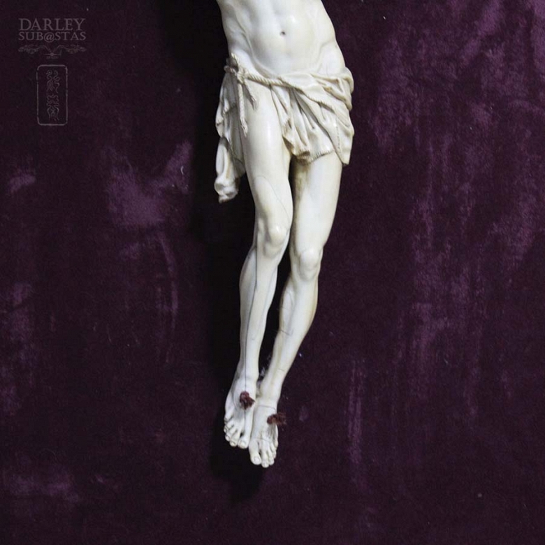 Excelente Cristo de marfil - 5