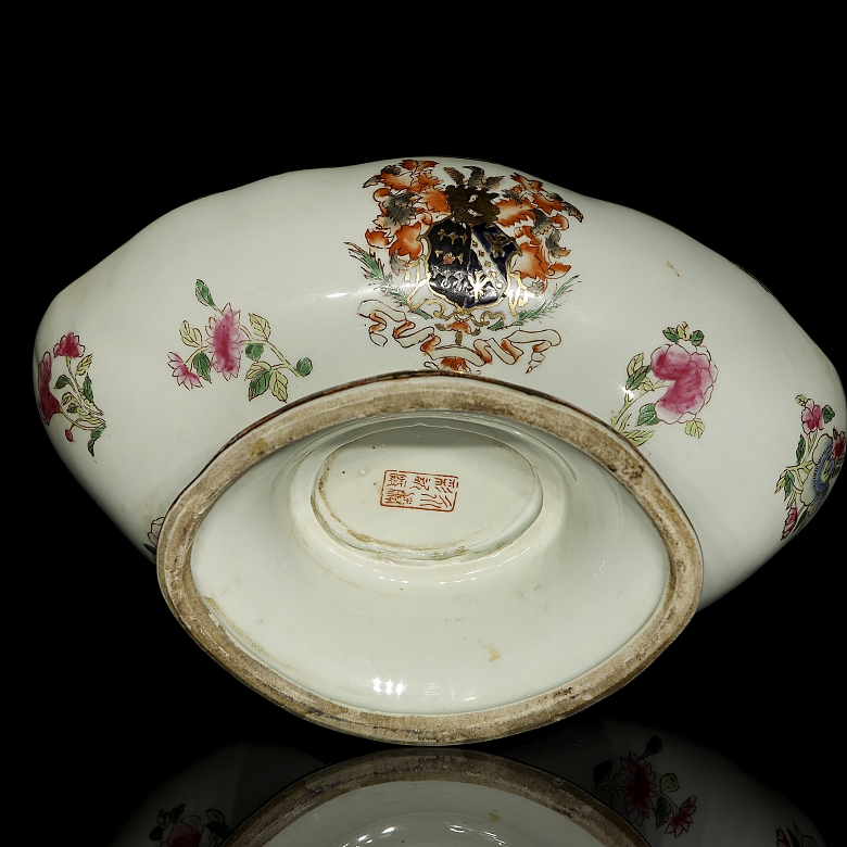 Fuente de porcelana
