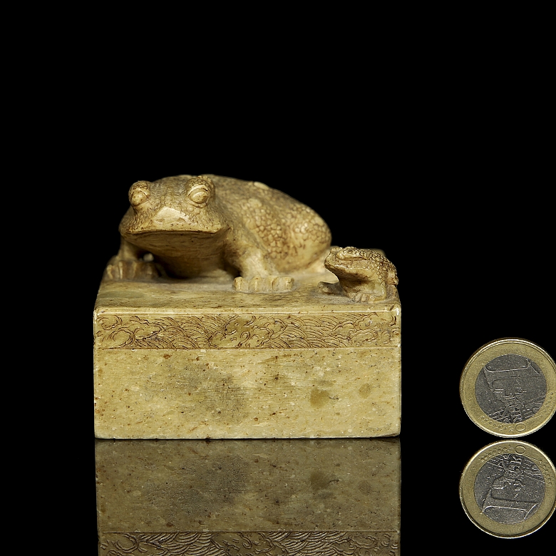 Stone seal “Two Toads”, Qing dynasty - 9