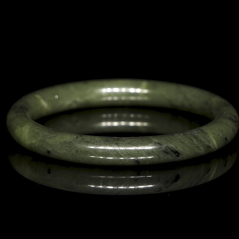 Carved jade bracelet, 20th century - 4