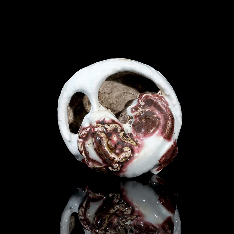 Glazed ceramic brush holder ‘Bixi’, Qing dynasty