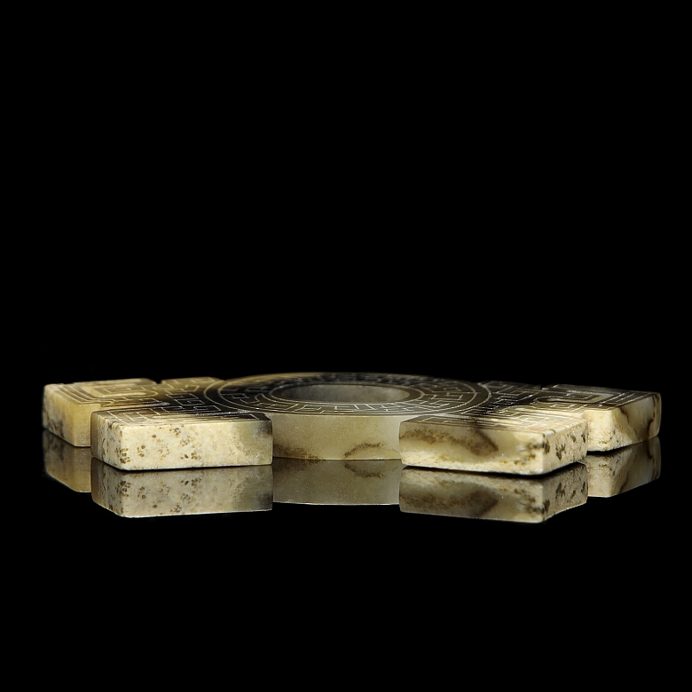 Ornamento de jade amarillo, dinastía Qin