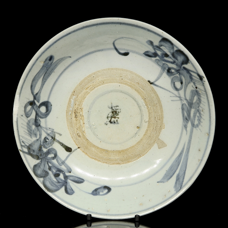 Tres platos de cerámica esmaltada, dinastía Ming - 3