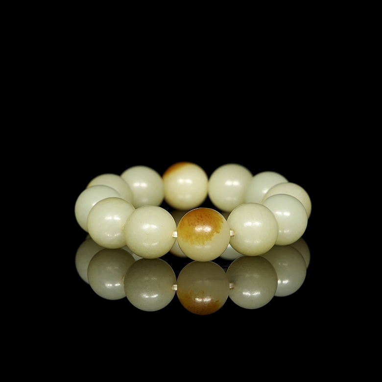 Pulsera de doce cuentas de jade blanco, dinastía Qing