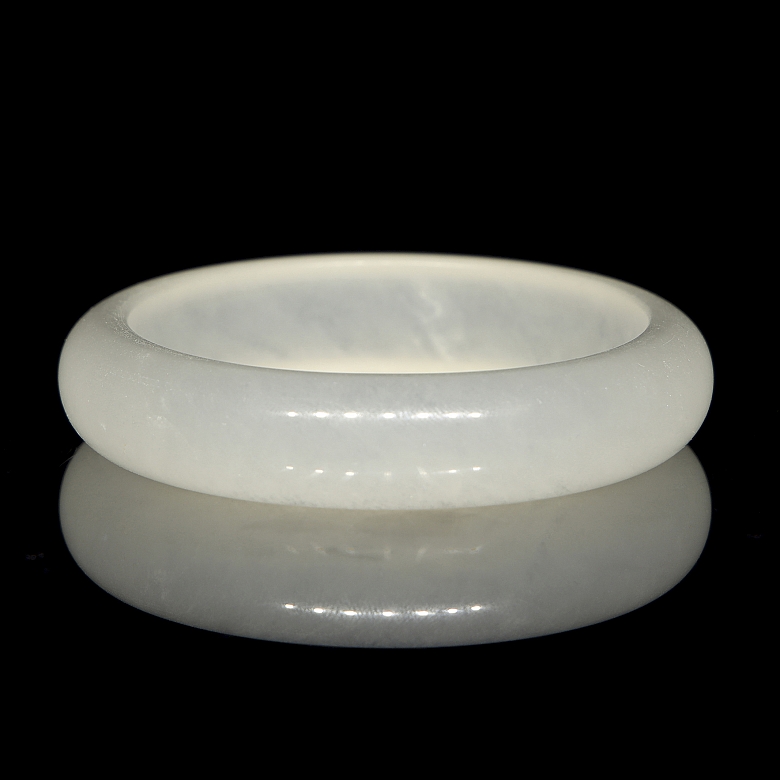 Carved white jade bracelet, 20th century - 1