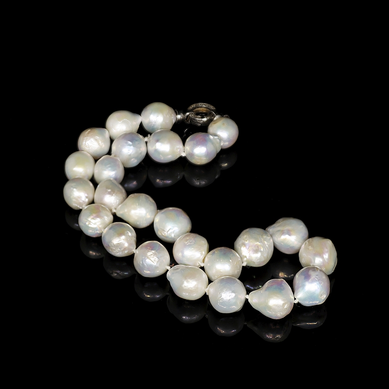 Collar de perlas barrocas australianas