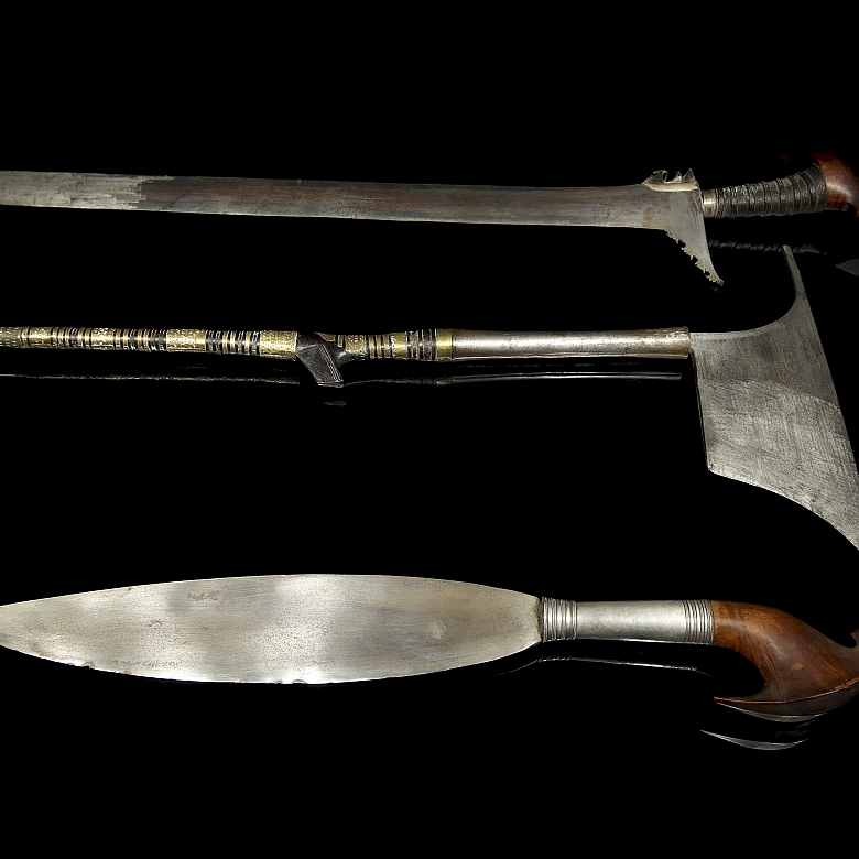 Set of three Filipino weapons, 20th century
